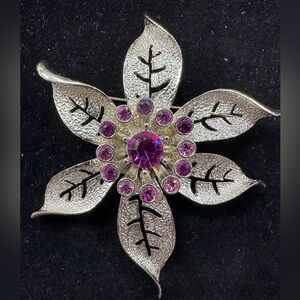 Sarah Coventry Large Gold Tone and Pink Rhinestones Floral Brooch